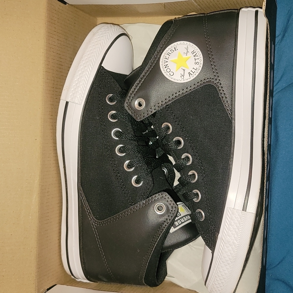 Converse Brand New